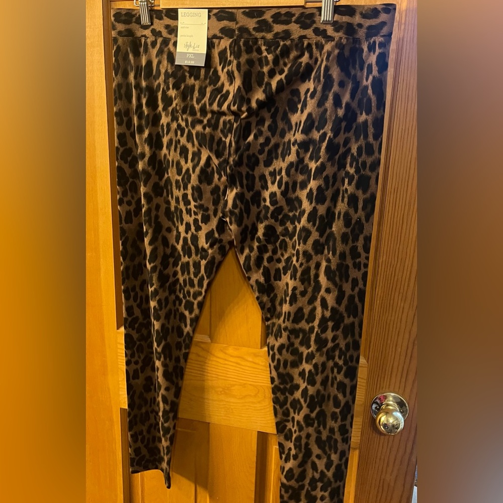 NWT Leopard Print Legging PXL